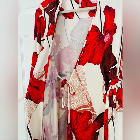 Soma Robe COOL NIGHTS Short Robe Flowers Red size Medium - Picture 11 of 11